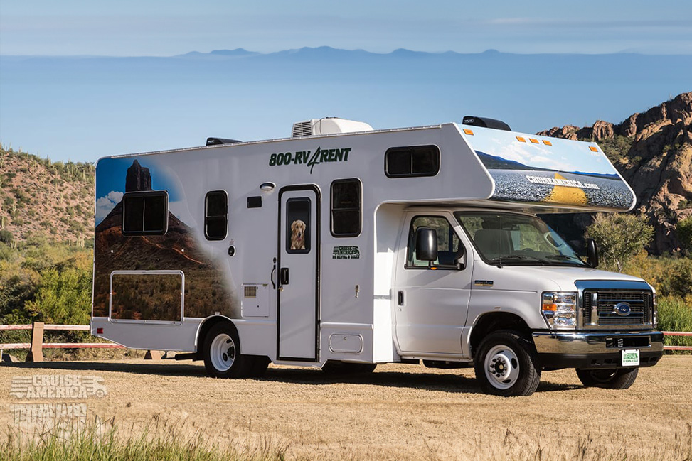 Cruise America Standard RV - Exterior